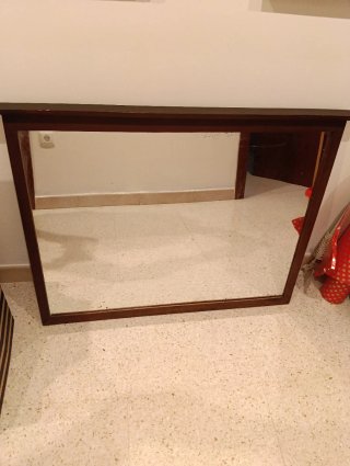 Espejo antiguo de madera