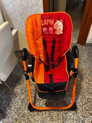 Trona infantil plegable con diseño de conejitos