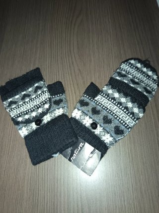 Mitones de lana con estampado