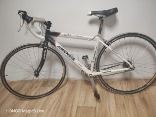 Bici de carretera Mendiz Spirit