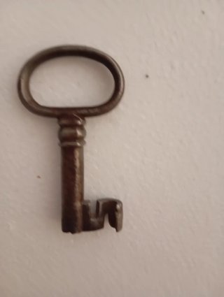 Llave antigua de hierro