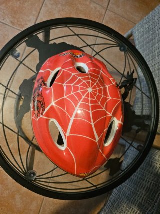 Casco bici Spiderman niño