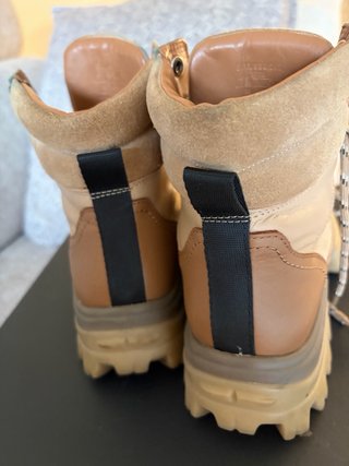 Botas de Piel Vegana Uterqüe