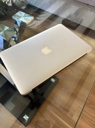 Portátil Apple MacBook Air