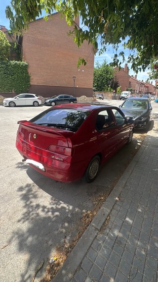 Alfa Romeo 146 2001