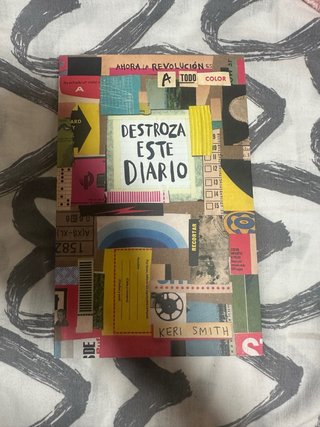 Libro creativo para dibujar, escribir y divertirse