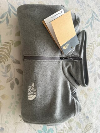 Polar The North Face gris jaspeado nuevo