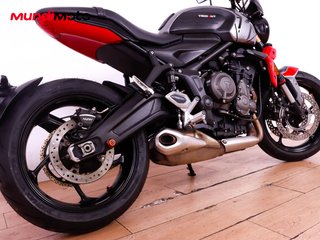 TRIUMPH TRIDENT 660