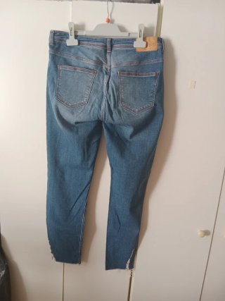 Pantalón vaquero desgastado Talla 38