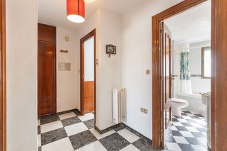 Piso en venta en Polígono Cartuja – La Paz en Granada