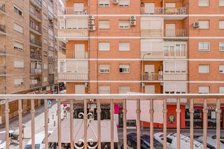 Piso en venta en Camino de Ronda - Rosaleda en Granada