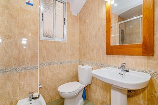 Piso en venta en Camino de Ronda - Rosaleda en Granada
