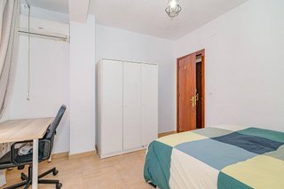 Piso en venta en Camino de Ronda - Rosaleda en Granada