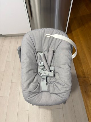 Hamaca Stokke Steps Bouncer Gris