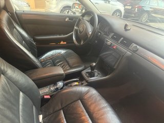 Audi A6 2.4 quattro avant