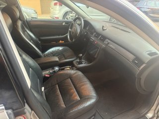 Audi A6 2.4 quattro avant