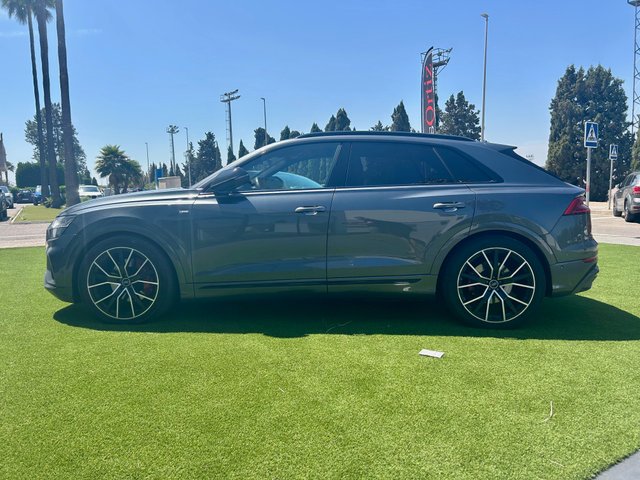 Audi Q8 2020- 55TFSI-E