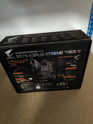 Placa Base Gigabyte X570 AORUS XTREME