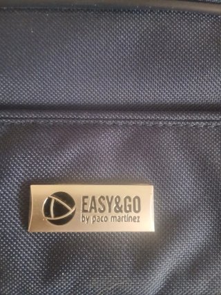 Porta trajes NUEVO EASYGO Paco Martinez