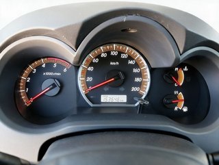 Toyota Hilux 2.5 D-4D Cabina Doble GX Aire acond.