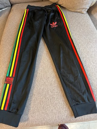 Conjunto Adidas Chile 62 Negra Multicolor