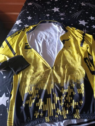 Maillot Ciclismo Amarillo y Negro y culotte