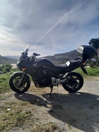 Honda CBF 600 Negra