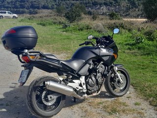 Honda CBF 600 Negra