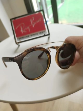 Ray-Ban 4256 Small Tortoise & Gold