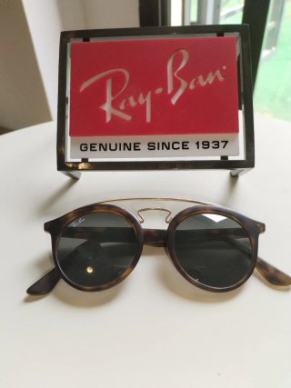 Ray-Ban 4256 Small Tortoise & Gold