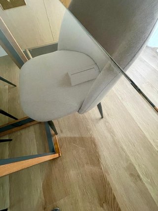 Mesa de Comedor con Sobre de Cristal