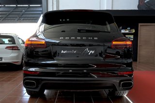 Porsche Cayenne 2016