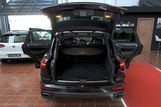 Porsche Cayenne 2016