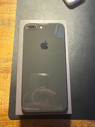 iPhone 8 Plus 64GB