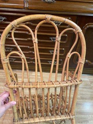 Silla infantil vintage mimbre/caña