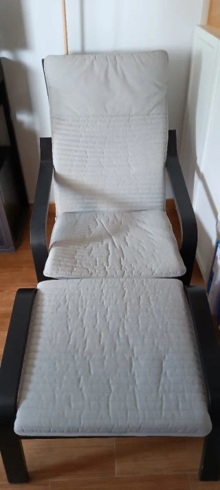 Sillón Poäng y Reposapiés IKEA
