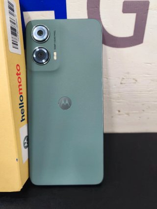 Moto g35 5G  4GB /128GB  1 Año Garantía