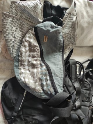 Variedad de bolsos a 8€ cada unidad
