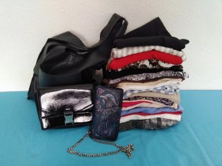Lote de ropa y accesorios