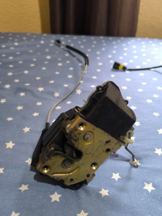 Cerradura Puerta Delantera Derecha Peugeot 307