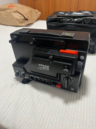 Proyector Super 8 Yelco DS-610M