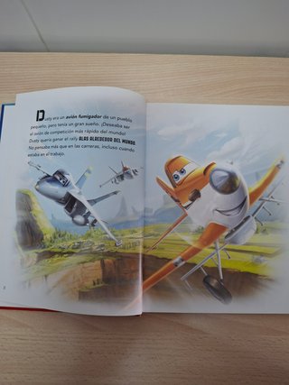 Libro infantil AVIONES, de Disney. NUEVO.