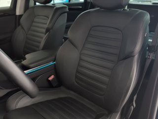 Renault Espace Initiale Paris Blue dCi 139 kW (190 CV) EDC