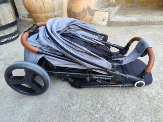 Silla de paseo Kinderkraft gris