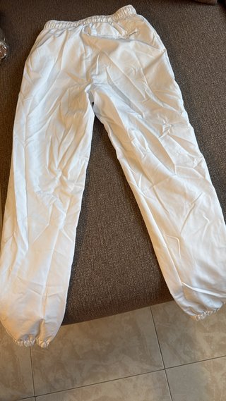 Pantalones blancos