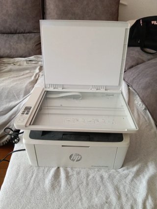 Impresora HP WiFi. Regalo tóner en su embalaje