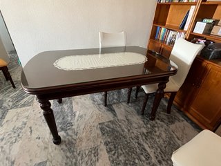 Mesa Extensible y 6 Sillas de Comedor