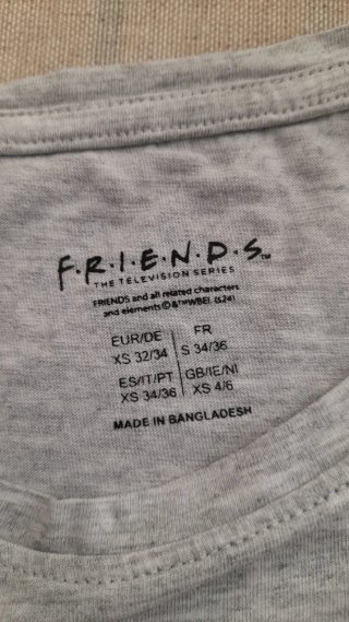 Pijama conjunto camiseta pantalón FRIENDS Talla XS