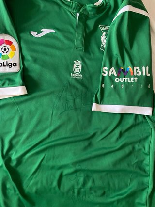 Camiseta de fútbol CD Leganés firmada