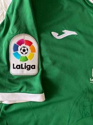 Camiseta de fútbol CD Leganés firmada